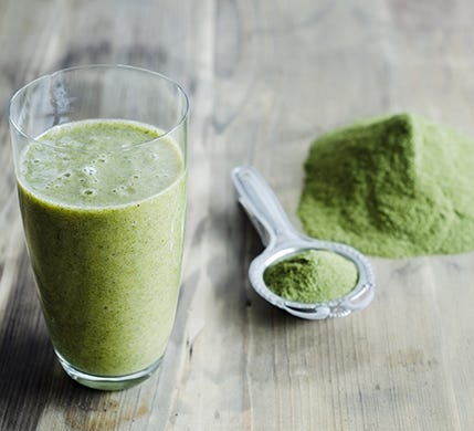 Green, Ingredient, Juice, Vegetable juice, Drink, Health shake, Aojiru, Condiment, Green sauce, Smoothie, 