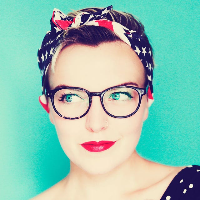 Eyewear, Vision care, Lip, Hairstyle, Skin, Chin, Forehead, Eyebrow, Eyelash, Hair accessory, 