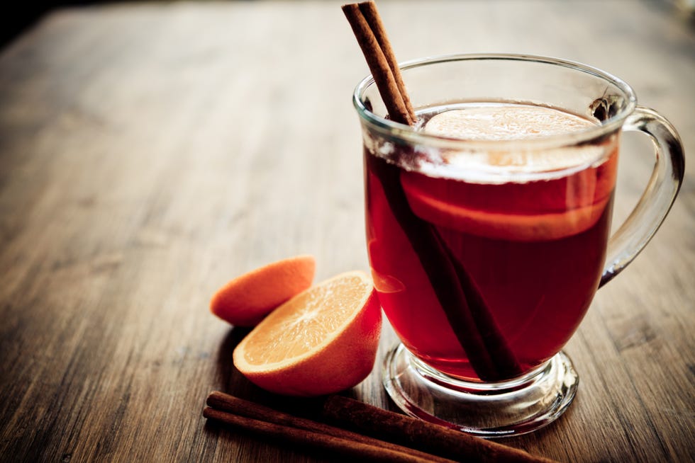 Ingredient, Liquid, Drink, Produce, Alcoholic beverage, Fruit, Drinkware, Carmine, Tableware, Cocktail, 