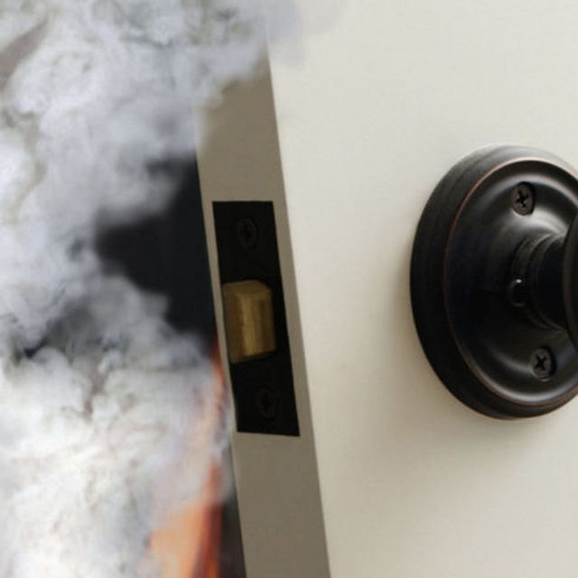Gas, Dead bolt, Circle, Household hardware, Lock, Hardware accessory, Smoke, 