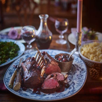 roast rack of venison with port and blueberry sauce