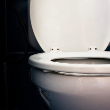 Toilet seat, Toilet, Plumbing fixture, Bathroom, Water, Bidet, Room, Ceramic, Plumbing, Toilet seat, Toilet, Plumbing fixture, Bathroom, Water, Bidet, Room, Ceramic, Plumbing,