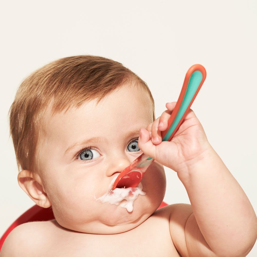 Child, Face, Nose, Baby playing with food, Skin, Baby, Cheek, Toddler, Baby grabbing for something, Lip, 