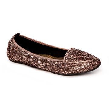 Shoe, Ballet flat, Beige, Tan, Natural material, Dress shoe, Slipper, 