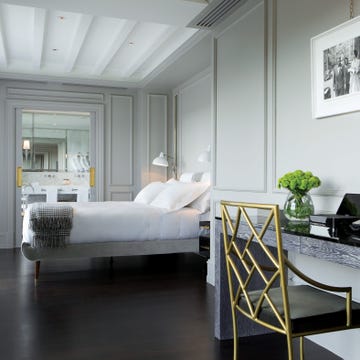 Floor, Interior design, Room, Property, Flowerpot, Wall, Ceiling, Flooring, Interior design, Real estate, 