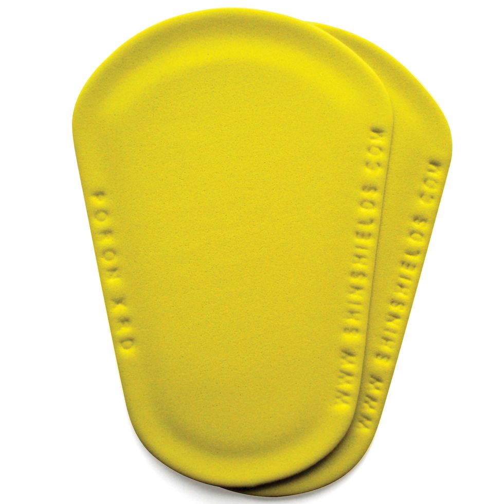 Yellow, Slipper, Plastic, Oval, Kitchen utensil, 