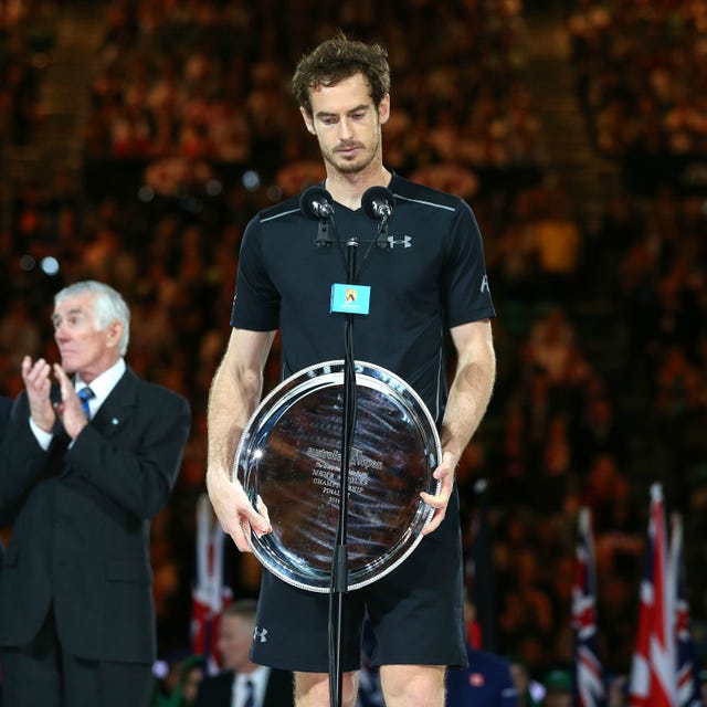 Sports equipment, Jersey, Sports uniform, Sportswear, Ball, Playing sports, Ball, Ball game, Racket, Tennis racket, 