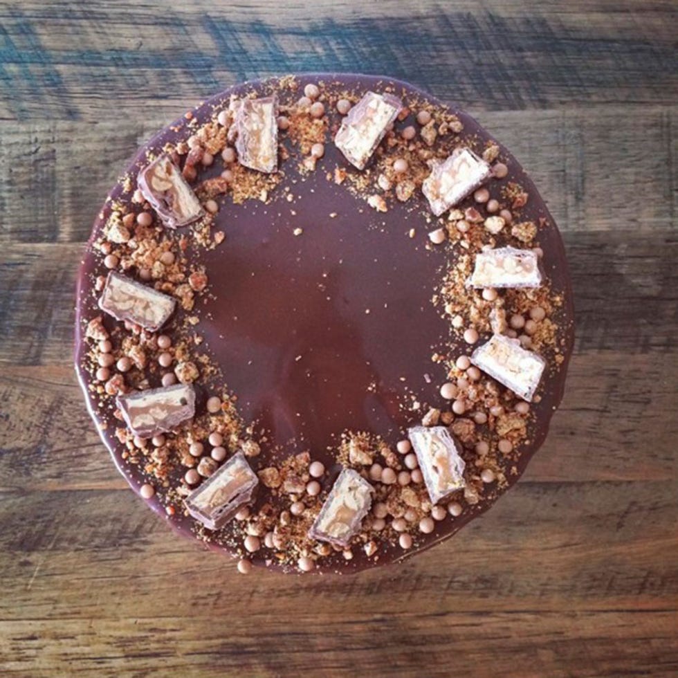 Food, Cuisine, Dessert, Hardwood, Snack, Plate, Sweetness, Baked goods, Body jewelry, Chocolate, 
