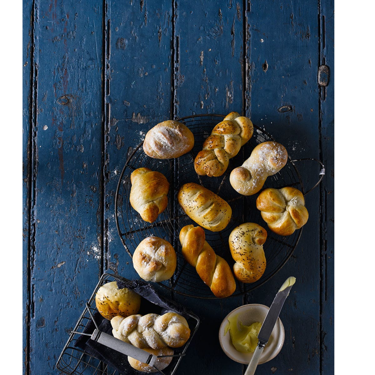 Dinner rolls