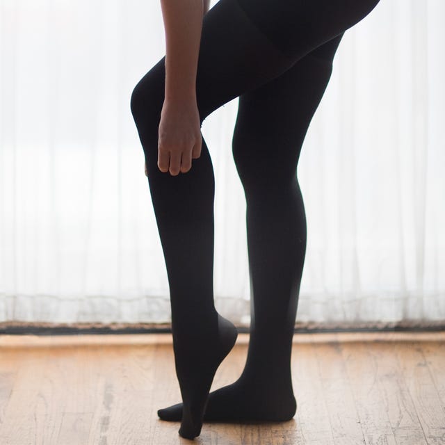 Human, Leg, Human leg, Floor, Joint, Flooring, Black, Thigh, Tights, Calf, 