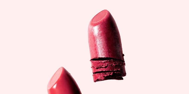 Red, Magenta, Lipstick, Pink, Carmine, Cosmetics, Violet, Maroon, Material property, Gloss, 