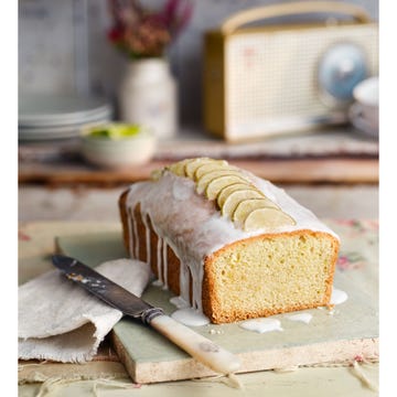 Gin and tonic loaf cake
