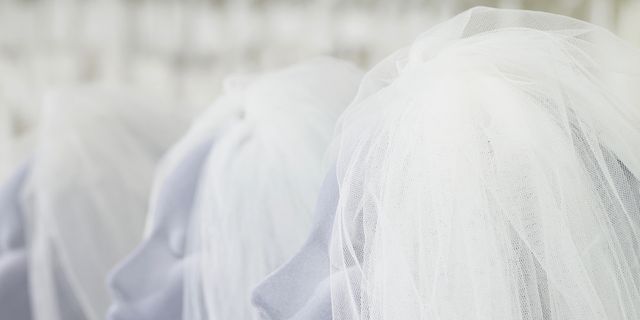 Textile, White, Bridal veil, Veil, Linens, Wedding dress, Bridal accessory, 