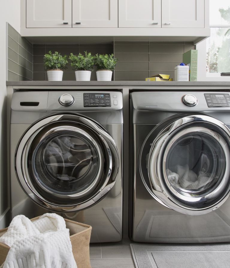 Major appliance, Photograph, White, Clothes dryer, Washing machine, Grey, Cabinetry, Laundry, Home appliance, Gas, 