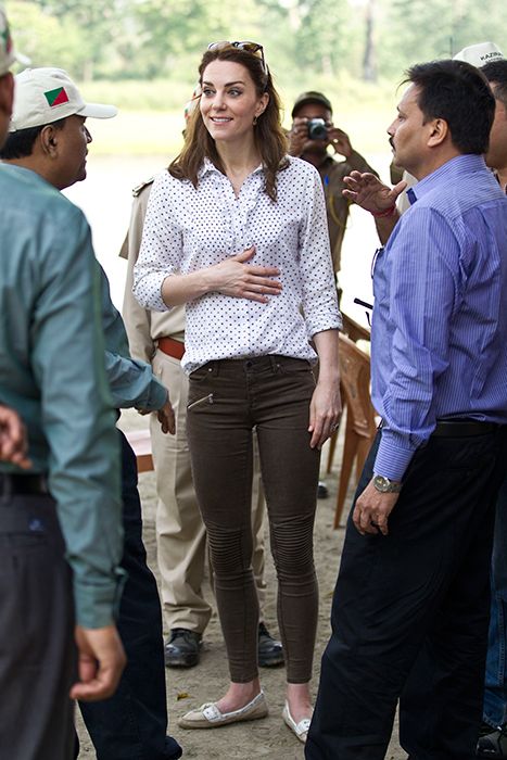 Kate Middleton Wore $50 Zara Pants to Tour the Jungle During Her Tour of  India and Bhutan