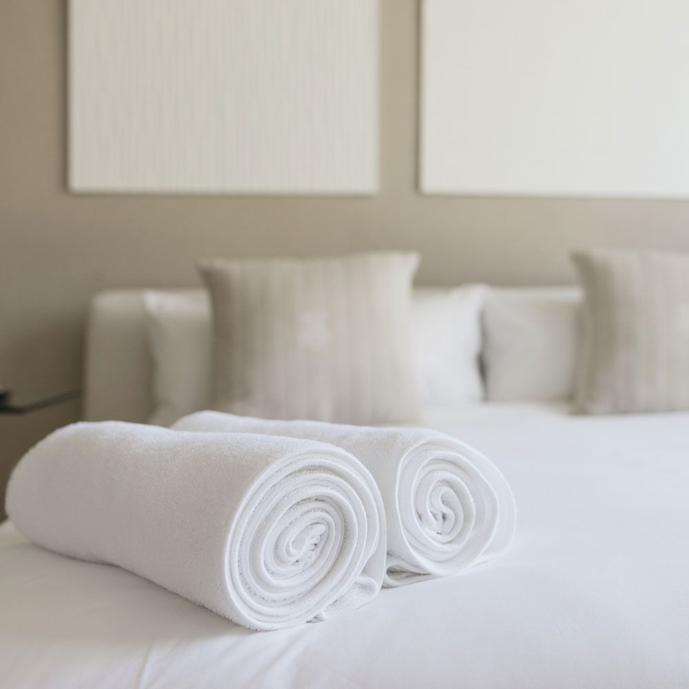 5 tips from a top hotel on how to wash your whites