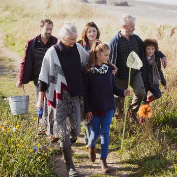 People in nature, Bag, Luggage and bags, Grassland, Prairie, Family, Handbag, 