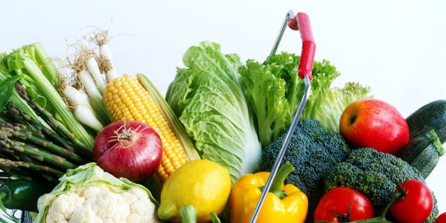 Whole food, Vegan nutrition, Food, Produce, Natural foods, Ingredient, Leaf vegetable, Local food, Vegetable, Food group, 