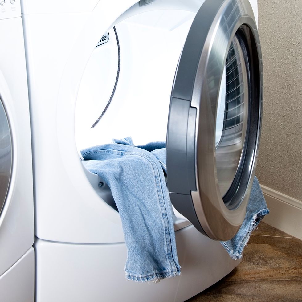Washing machine, Clothes dryer, Major appliance, Laundry, Product, Home appliance, Laundry room, Metal, Steel, Small appliance, 