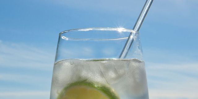 Fluid, Liquid, Drink, Cocktail, Lemon-lime, Glass, Tableware, Classic cocktail, Alcoholic beverage, Drinkware, 