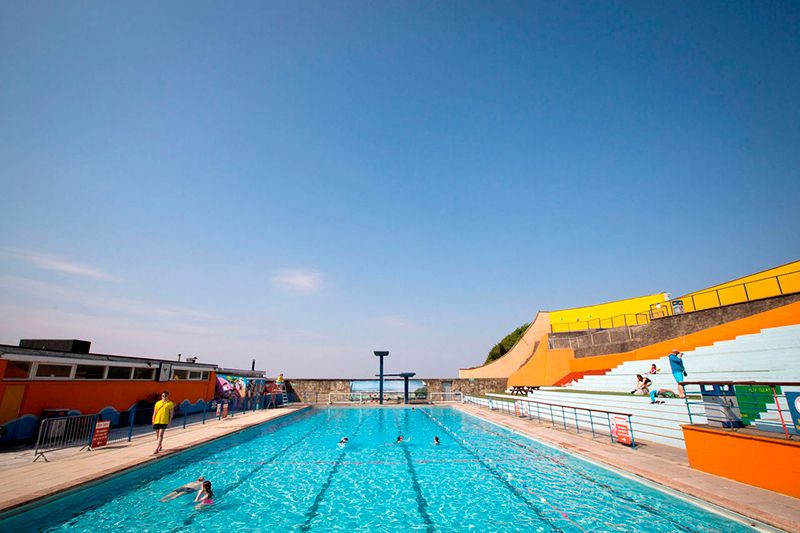 Swimming pool, Fluid, Leisure, Liquid, Aqua, Azure, Swimmer, Composite material, Leisure centre, Water sport, 
