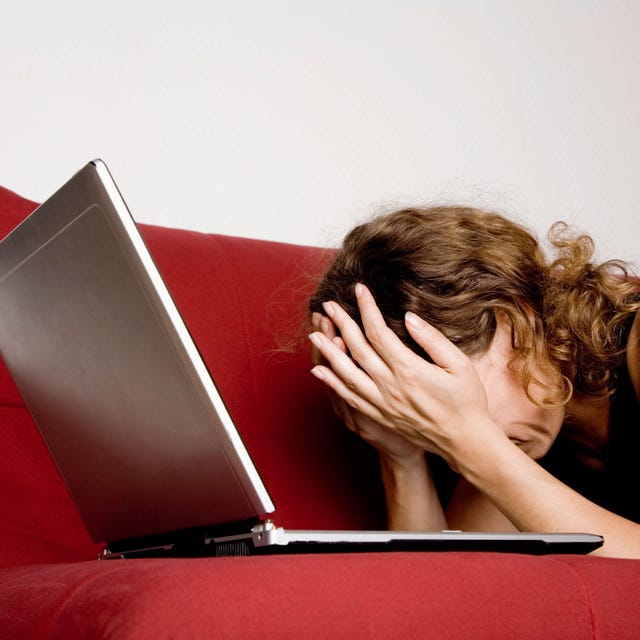 Laptop part, Laptop, Computer, Wrist, Personal computer, Netbook, Long hair, Gadget, Brown hair, Office equipment, 