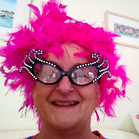 Eyewear, Vision care, Lip, Glasses, Hairstyle, Chin, Forehead, Eyebrow, Magenta, Pink, 