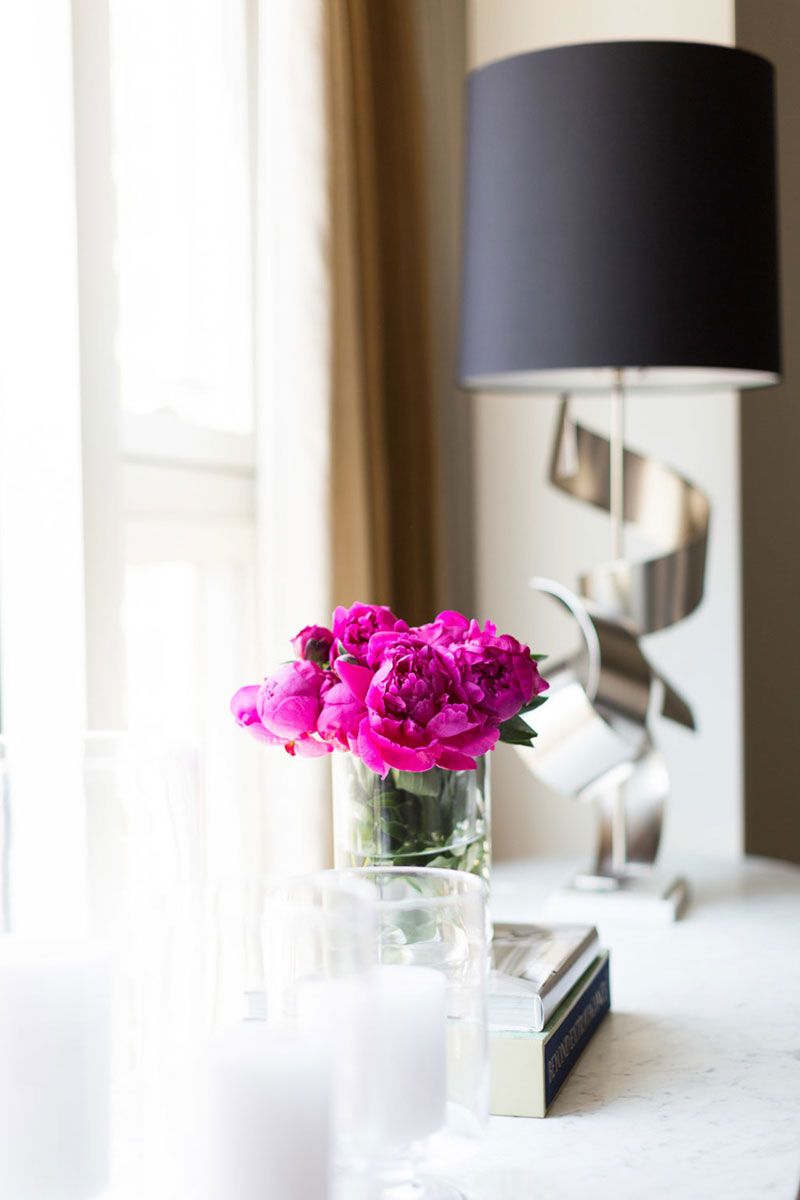 Petal, Room, Flower, Interior design, Pink, Lampshade, Interior design, Bouquet, Centrepiece, Cut flowers, 