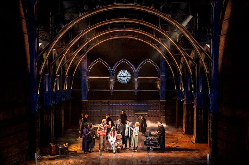 Darkness, Night, Musical ensemble, Arch, Music venue, Midnight, Stage, Theatre, heater, 