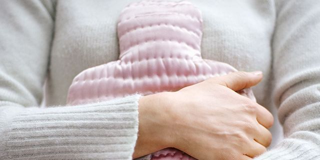 Finger, Skin, Sleeve, Wrist, Textile, Hand, Joint, Pink, Thumb, Nail, 