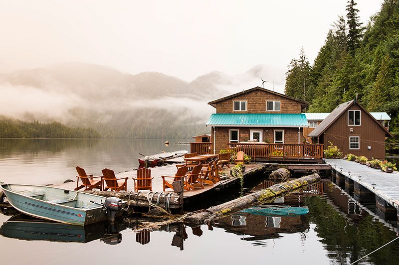 Wood, Water, House, Watercraft, Atmospheric phenomenon, Boats and boating--Equipment and supplies, Boat, Hill station, Mist, Lake, 