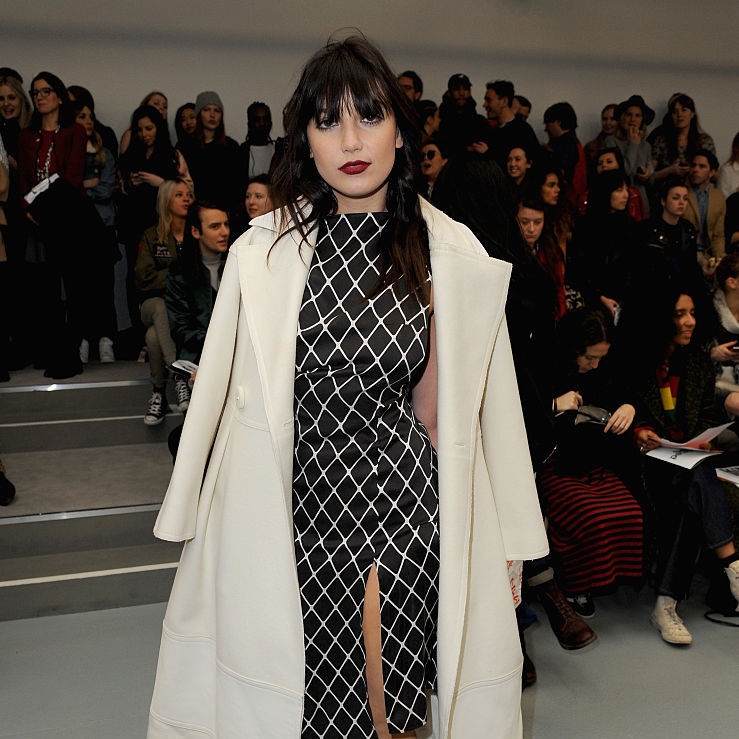 Coat, Outerwear, Fashion show, Style, Street fashion, Fashion model, Fashion, Runway, Overcoat, Costume design, 