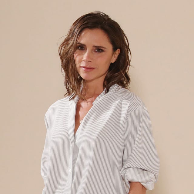 Clothing, Lip, Dress shirt, Hairstyle, Collar, Sleeve, Chin, Forehead, Shoulder, Shirt, 