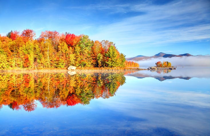 Body of water, Nature, Natural landscape, Reflection, Water resources, Leaf, Landscape, Bank, Deciduous, Watercourse, 