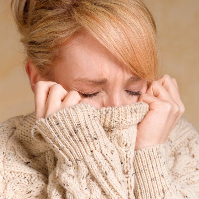 Hairstyle, Textile, Wool, Blond, Beauty, Knitting, Eyelash, Woolen, Brown hair, Crochet, 
