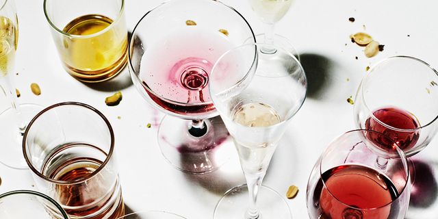 Drink, Drinkware, Tableware, Red wine, Wine glass, Liquid, Stemware, Wine, Chinese herb tea, 