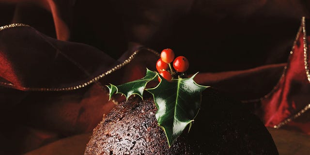 Food, Dessert, Cuisine, Dish, Christmas pudding, Sweetness, Pudding, Recipe, Ingredient, Garnish, 