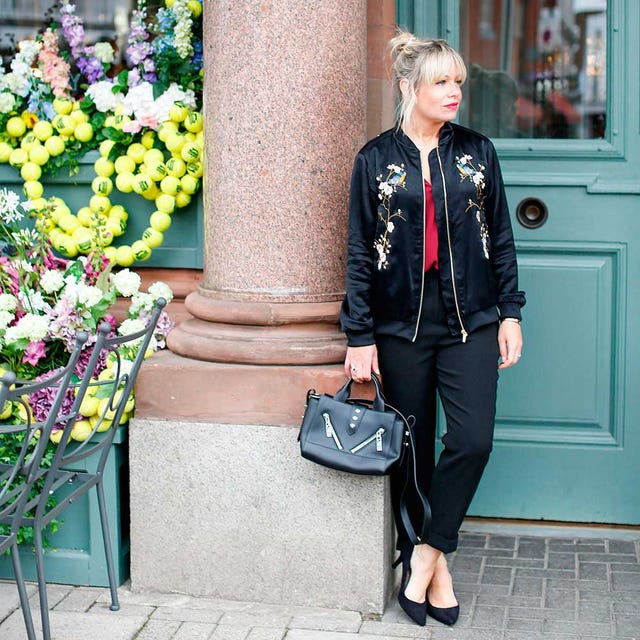 Outerwear, Collar, Bag, Style, Jacket, Street fashion, Fashion accessory, Fashion, Door, Flowerpot, 
