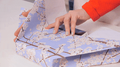 respons snatch Ny ankomst How to wrap presents: How to kimono wrap a gift