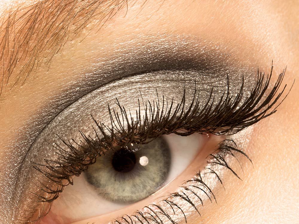 26 Ways To Make Glitter Your New Smokey Eye