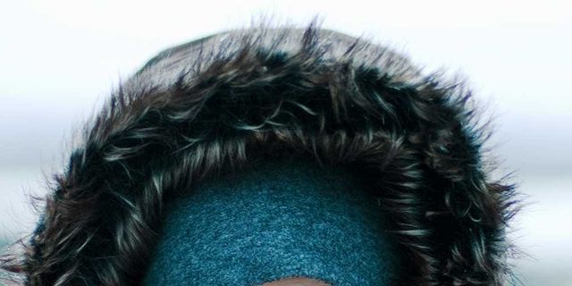 Blue, Textile, Colorfulness, Teal, Headgear, Costume accessory, Eyelash, Fur clothing, Natural material, Animal product, 