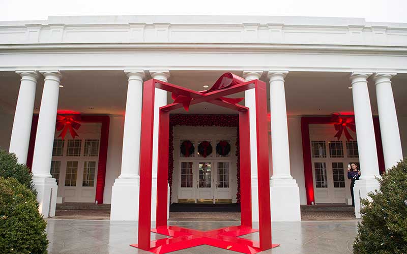 Architecture, Red, Column, Facade, Door, Real estate, Molding, Porch, Classical architecture, Symmetry, 