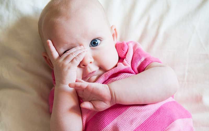 Finger, Lip, Cheek, Skin, Hand, Pink, Child, Comfort, Baby & toddler clothing, Nail, 
