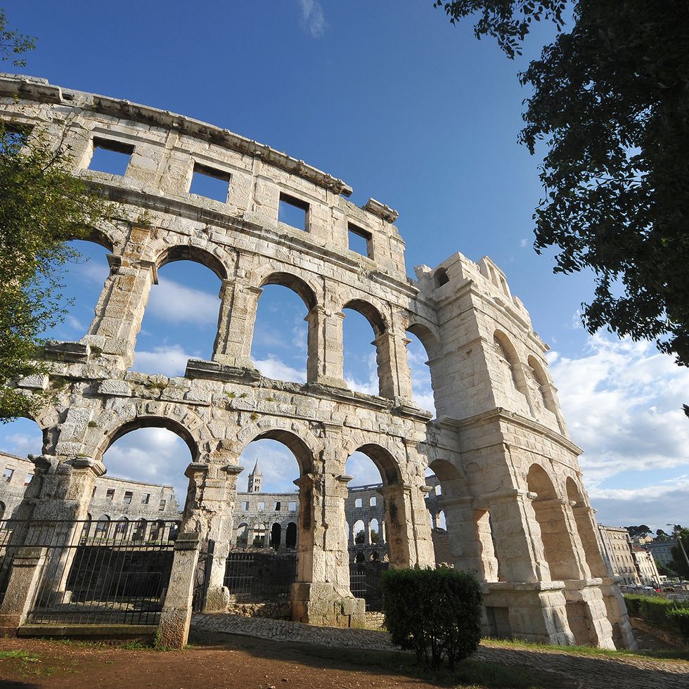 Architecture, Arch, Landmark, Ancient rome, Ancient history, History, Ruins, Ancient roman architecture, Arcade, Monument, 