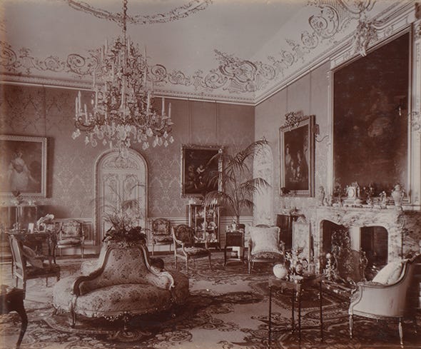 Room, Interior design, Furniture, Floor, Ceiling, Light fixture, Interior design, Chandelier, Living room, Molding, 