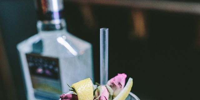 Fluid, Liquid, Drink, Alcoholic beverage, Drinkware, Glass, Cocktail, Tableware, Distilled beverage, Classic cocktail, 