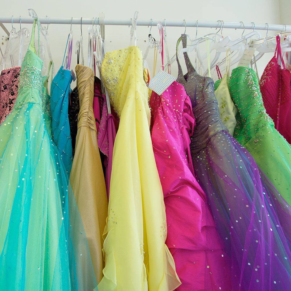 Universal prom outlet dresses