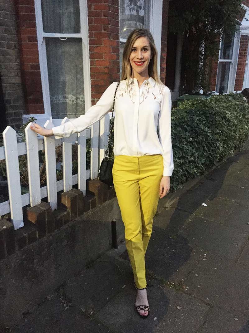 Yellow square pants outfit Culotte Pants  Cropped Pants Outfits Ideas   How To Wear Crop Pants  Crop Pants Outfit 