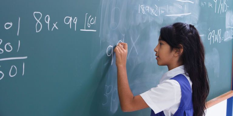 Class, Education, Blackboard, Handwriting, Classroom, Writing, Chalk, Teacher, Long hair, Learning, 