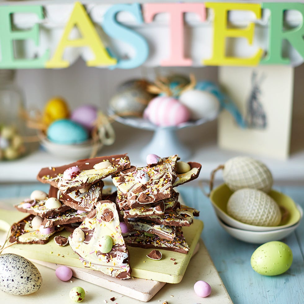 easy chocolate easter bark with mini eggs